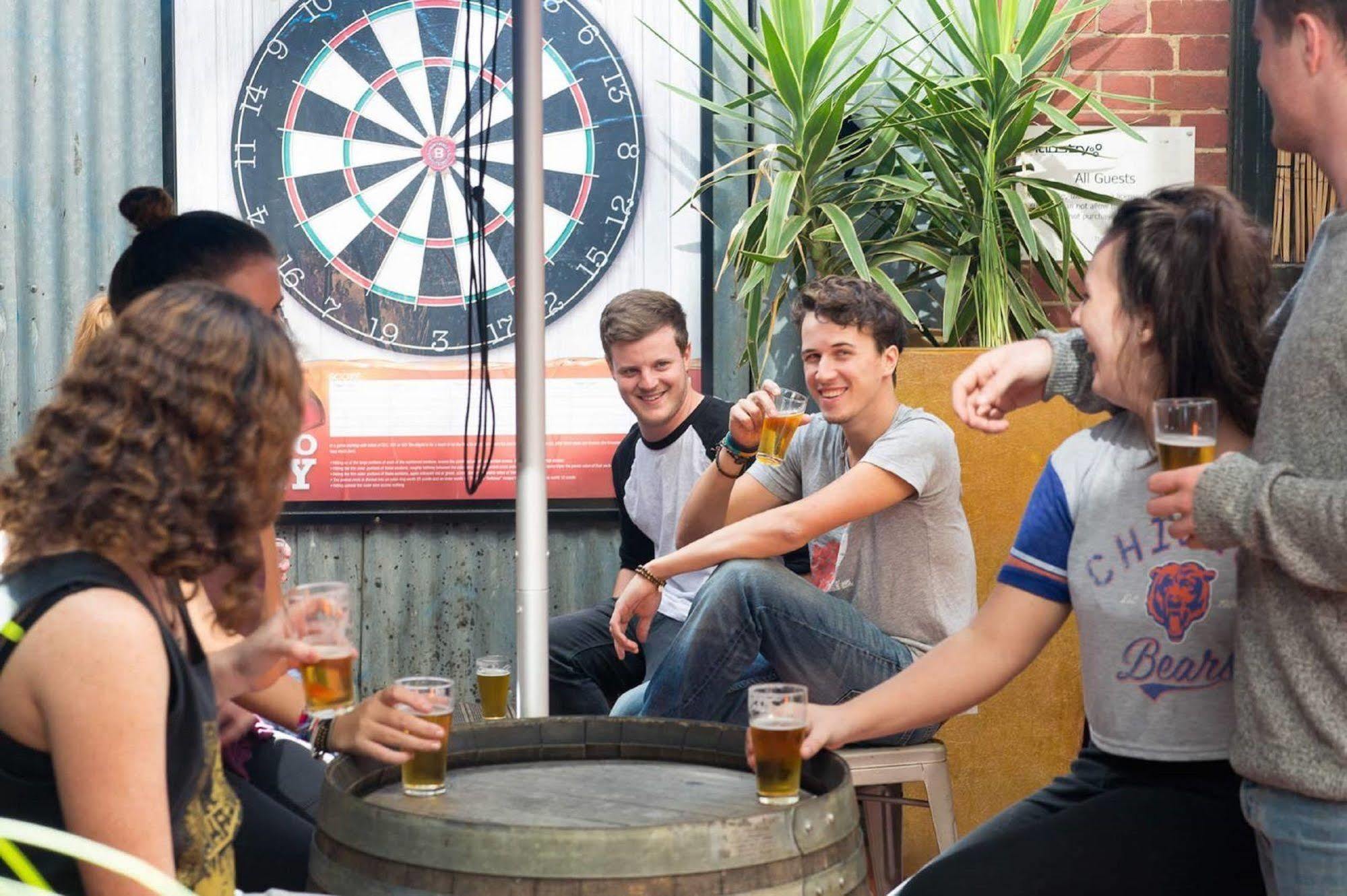 Nomads Melbourne Backpackers Exterior foto